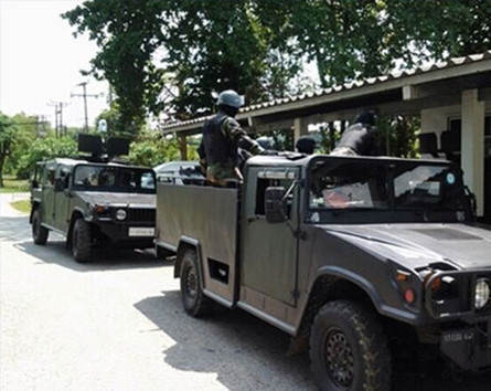 Αυτοκίνητο Στρατού Εγκατεστημένο με PAHC IR Rugged PTZ Κάμερες